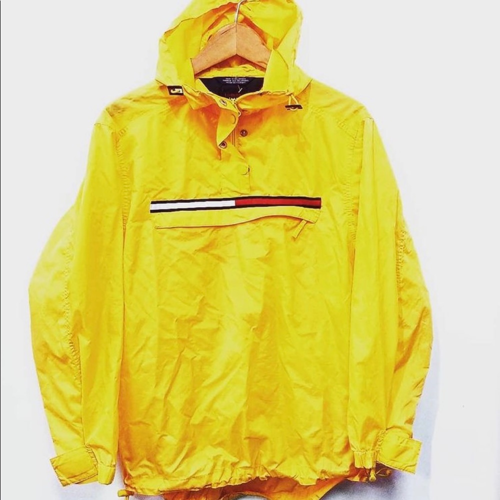 Tommy Pullover Rain Jacket